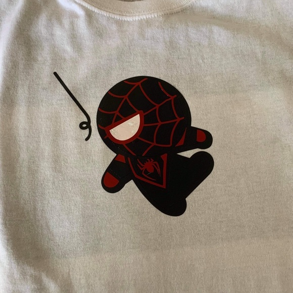 Made tshirts and legging and cups - Picture 5 of 8